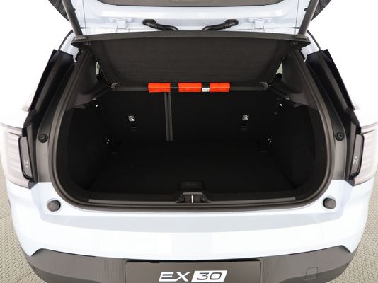 Volvo EX30 CC E60 Twin Performance A