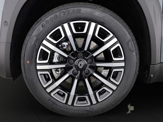 Renault R4 E-Tech Comfort Range iconic
