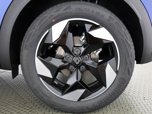 Renault Captur 1.8 E-Tech techno