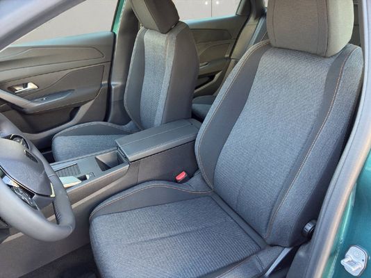 Peugeot 308 SW 1.2 Hybrid 145 PS SYLE AUTOMAT