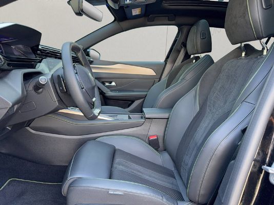Peugeot 308 1.6 PHEV 225 GT