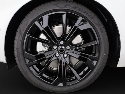 Volvo XC60 2.0 T8 TE Black Edition eAWD