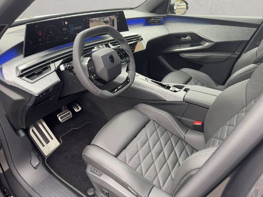 Peugeot 5008 1.2 Hybrid GT