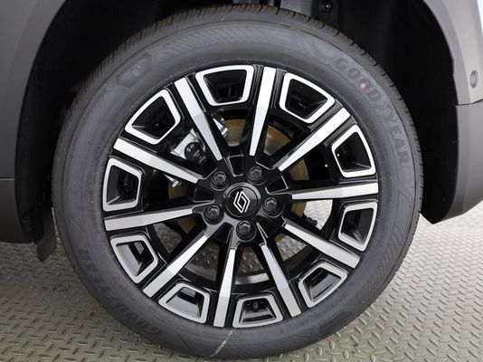 Renault R4 E-Tech Comfort Range iconic