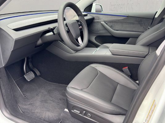 Tesla Model Y Long Range Dual Motor