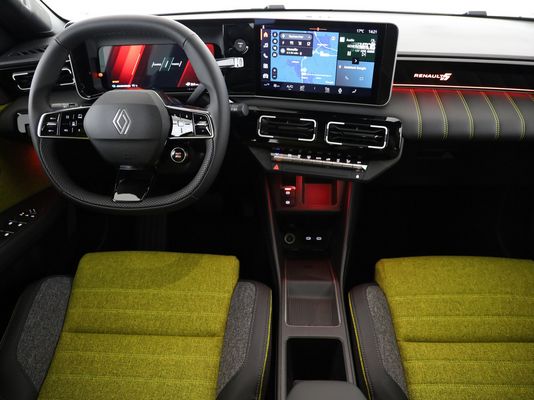 Renault R5 E-Tech Comfort Range iconic