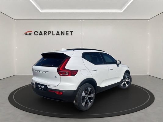 Volvo XC40 2.0 B4 MH Ultra Dark