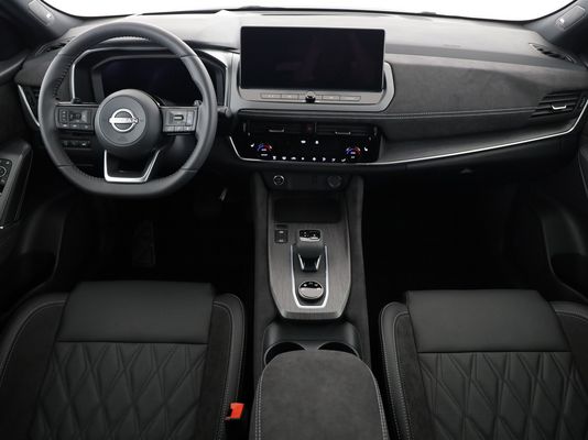 Nissan Qashqai 1.3 DIG-T Tekna+ 4x4