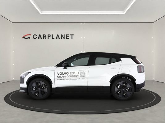 Volvo EX30 CC E60 Twin Performance AWD
