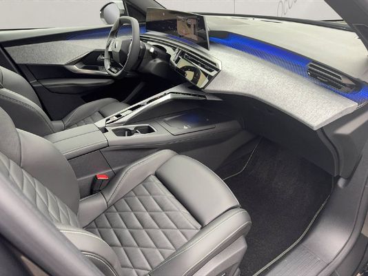 Peugeot 5008 1.2 Hybrid GT