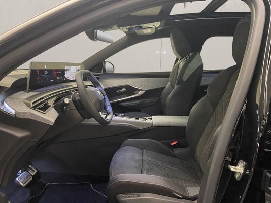 Peugeot 5008 1.2 Hybrid GT