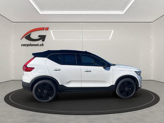 Volvo XC40 2.0 B4 MH Black Edition