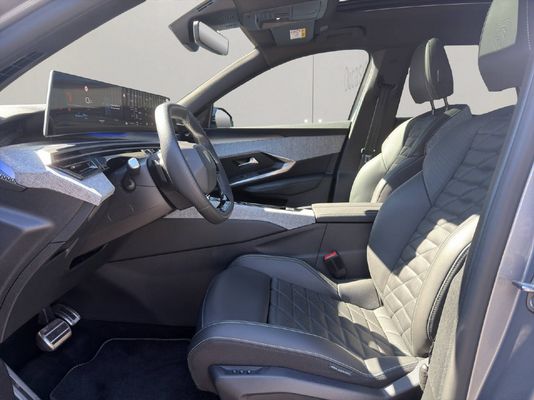 Peugeot 5008 e-GT