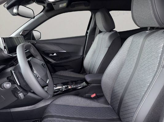 Peugeot 2008 1.2 Hybrid Allure Premium