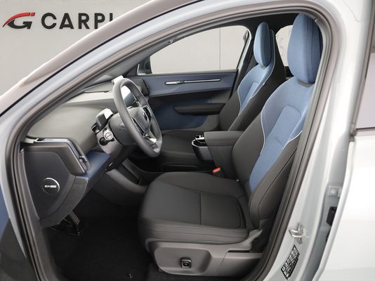 Volvo EX30 CC E60 Twin Performance AWD