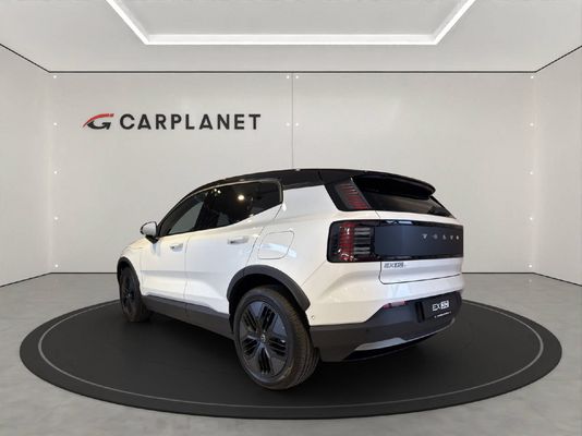 Volvo EX30 CC E60 Twin Performance AWD