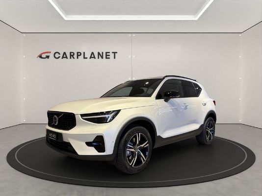 Volvo XC40 2.0 B3 MH Plus Dark