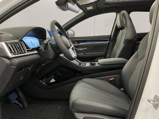BYD Seal U DM-i Design AWD