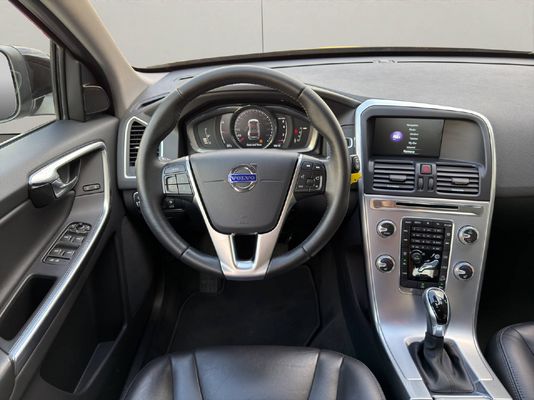 Volvo XC60 2.0 T5 Summum AWD