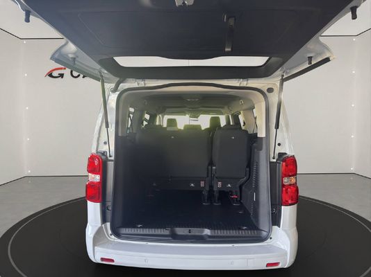 Peugeot Traveller Long 2.2 180 PS BlueHDi