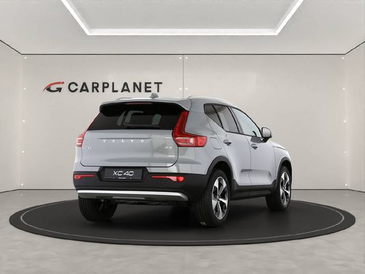 Volvo XC40 2.0 B3 MH Core XCITE