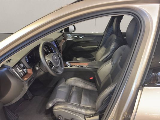 Volvo XC60 2.0 T8 TE Ultimate Dark eAWD