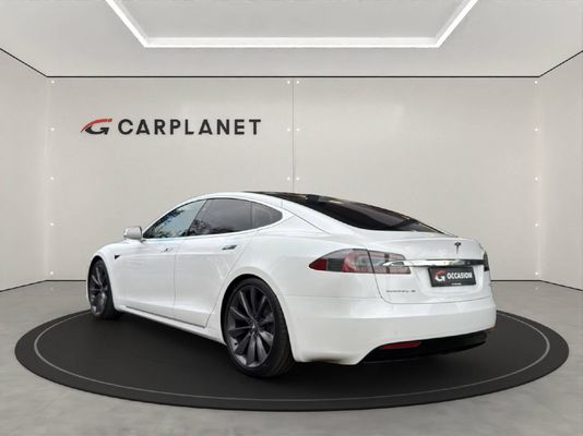 Tesla Model S 90 D