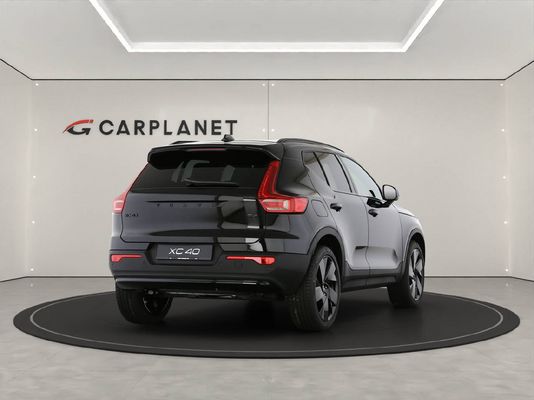 Volvo XC40 2.0 B4 MH Black Edition