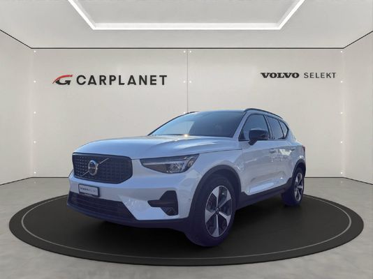 Volvo XC40 2.0 B3 MH Plus Dark