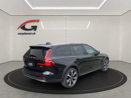 Volvo V60 Cross Country 2.0 B5 Ultim