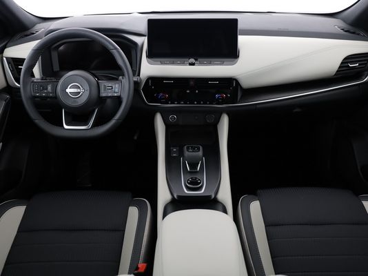Nissan Qashqai 1.3 DIG-T 158 Tekna 4x4