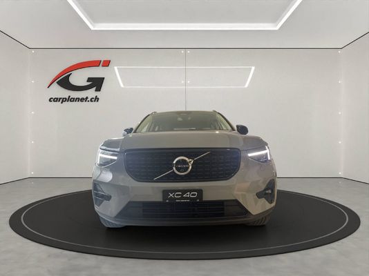 Volvo XC40 2.0 B4 MH Ultra Dark