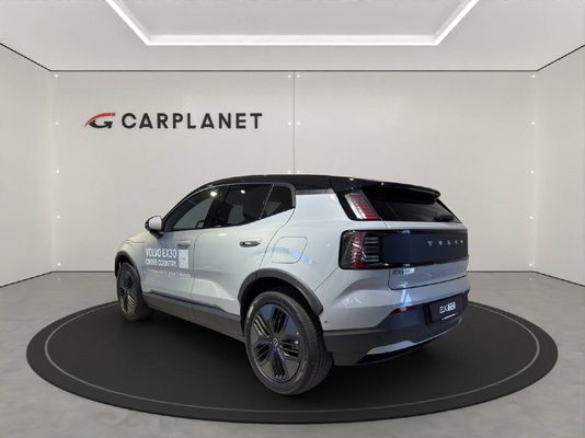 Volvo EX30 CC E60 Twin Performance AWD