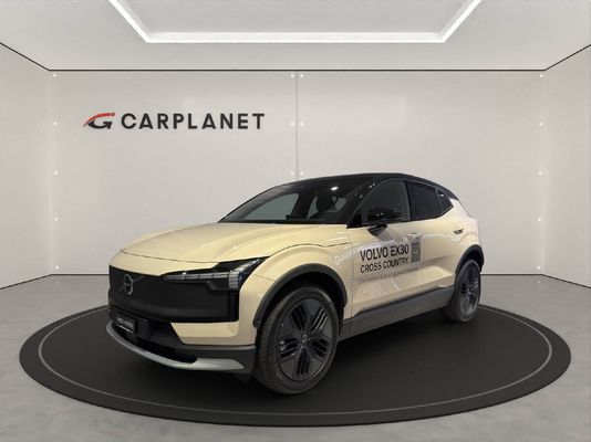 Volvo EX30 CC E60 Twin Performance AWD