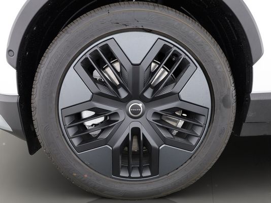 Volvo EX30 CC E60 Twin Performance AWD