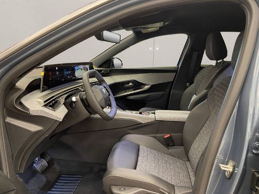 Peugeot 3008 1.2 Hybrid Allure Premium