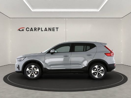 Volvo XC40 2.0 B3 MH Core XCITE