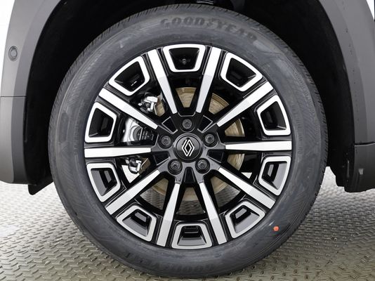 Renault R4 E-Tech Comfort Range iconic