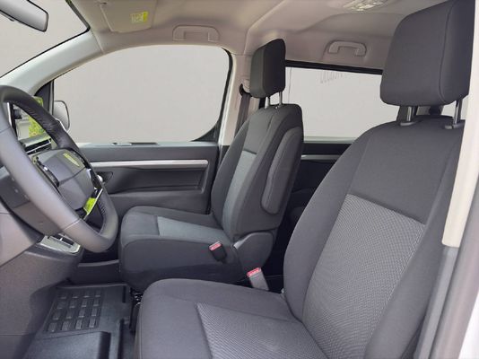 Peugeot Traveller Long 2.0 BlueHDi 180