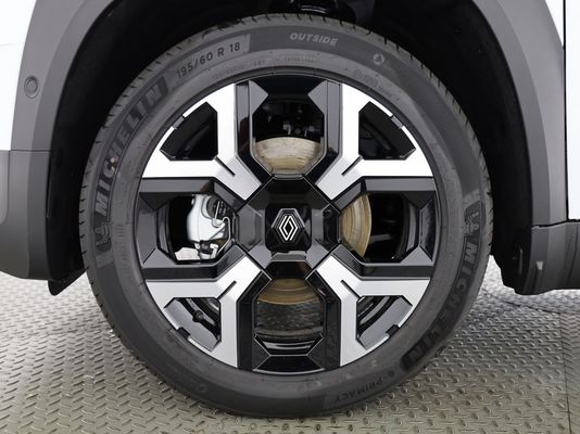 Renault R4 E-Tech Comfort Range techno