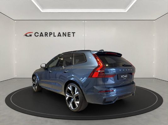 Volvo XC60 2.0 B5 MH Ultra Dark AWD