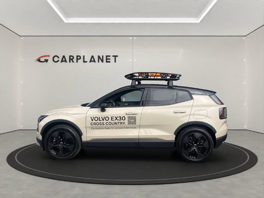 Volvo EX30 CC E60 Twin Performance AWD