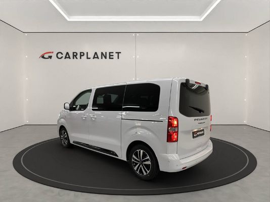 Peugeot Traveller Standard 2.2 BlueHDi