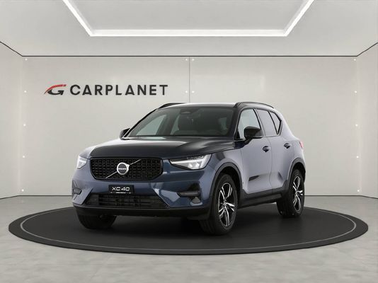 Volvo XC40 2.0 B3 MH Plus Dark