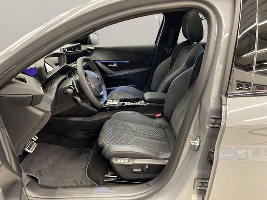 Peugeot 208 1.2 Hybrid GT