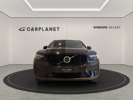 Volvo XC40 2.0 B3 MH Plus Dark