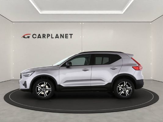 Volvo XC40 2.0 B3 MH Plus Dark