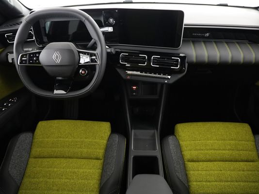 Renault R5 E-Tech Comfort Range iconic