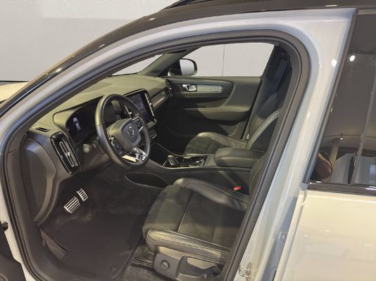 Volvo XC40 P8 Twin Plus AWD