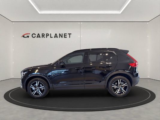 Volvo XC40 2.0 B3 MH Plus Dark